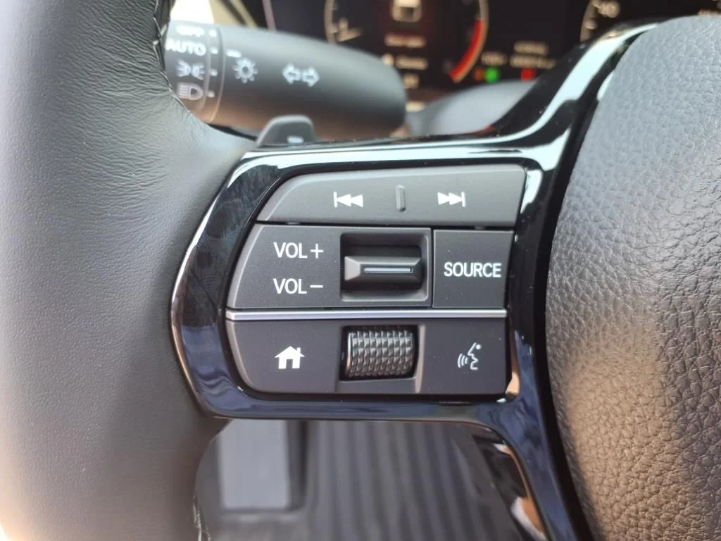 2025 Honda Civic Hatchback Sport - Photo 10