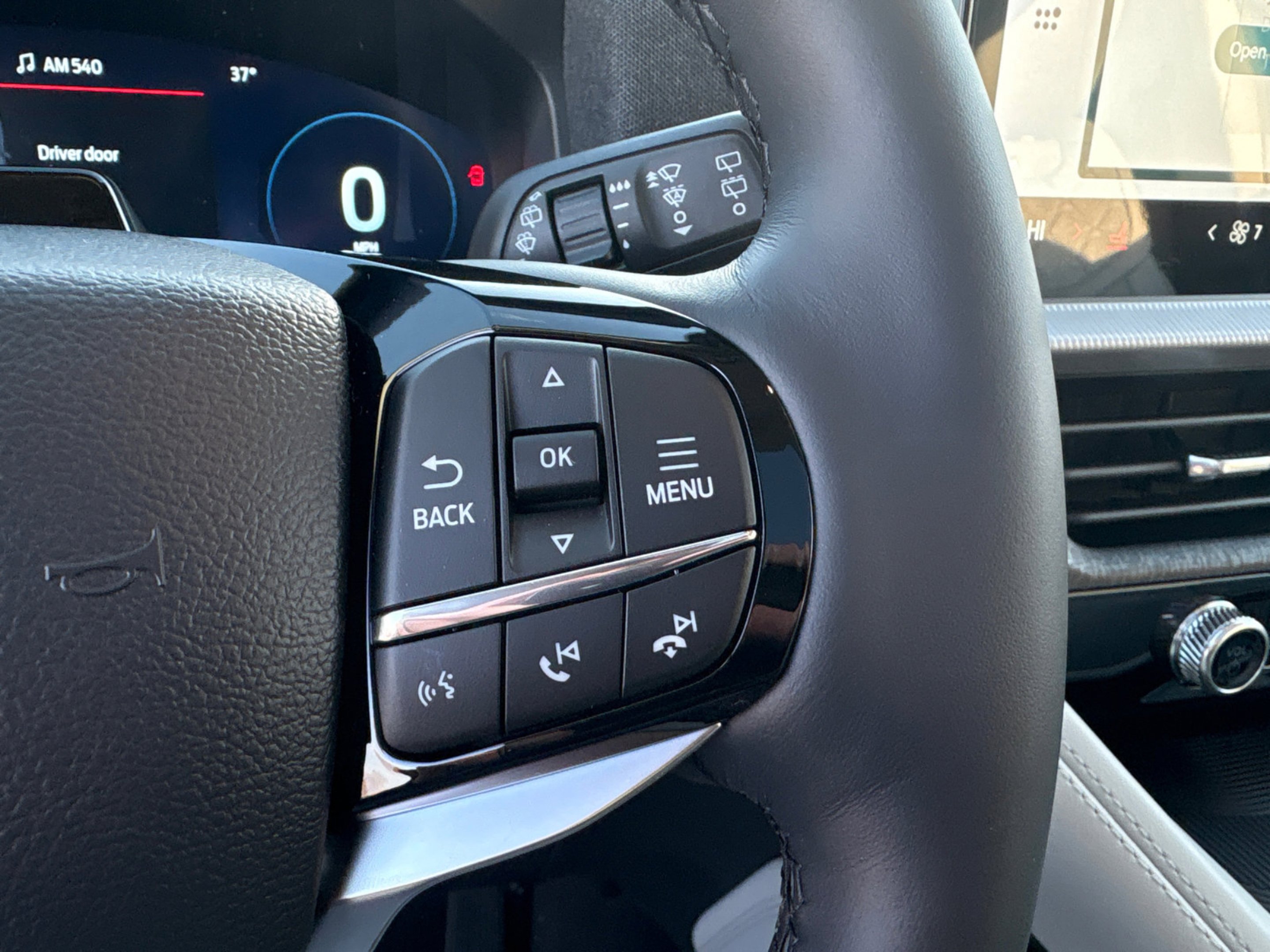 2026 Ford Explorer Platinum - Photo 20