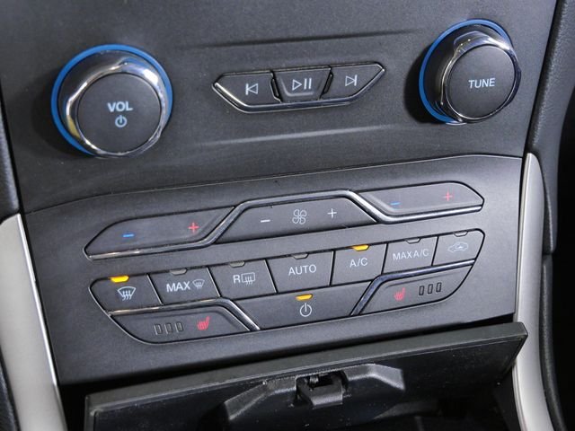 Used 2019 Red Ford SEL image 31