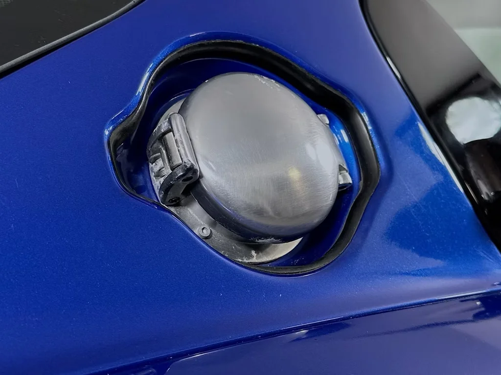 Used 1997 Blue Dodge GTS image 27
