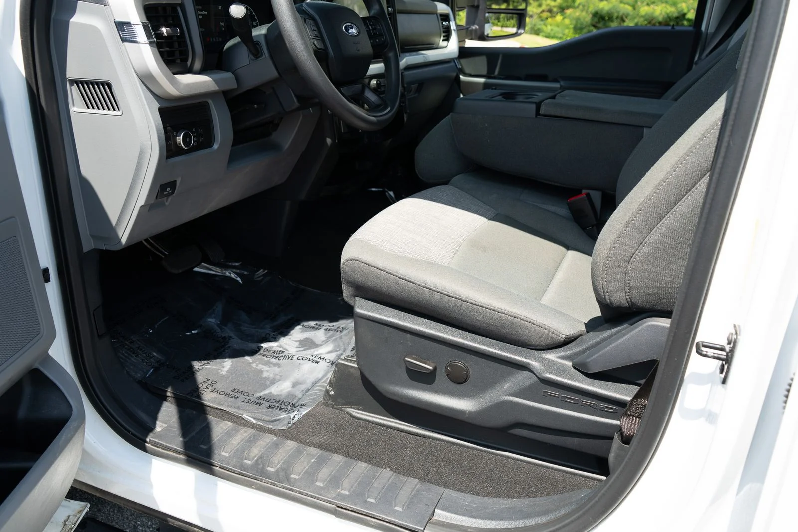 Used 2026 White Ford XLT image 17