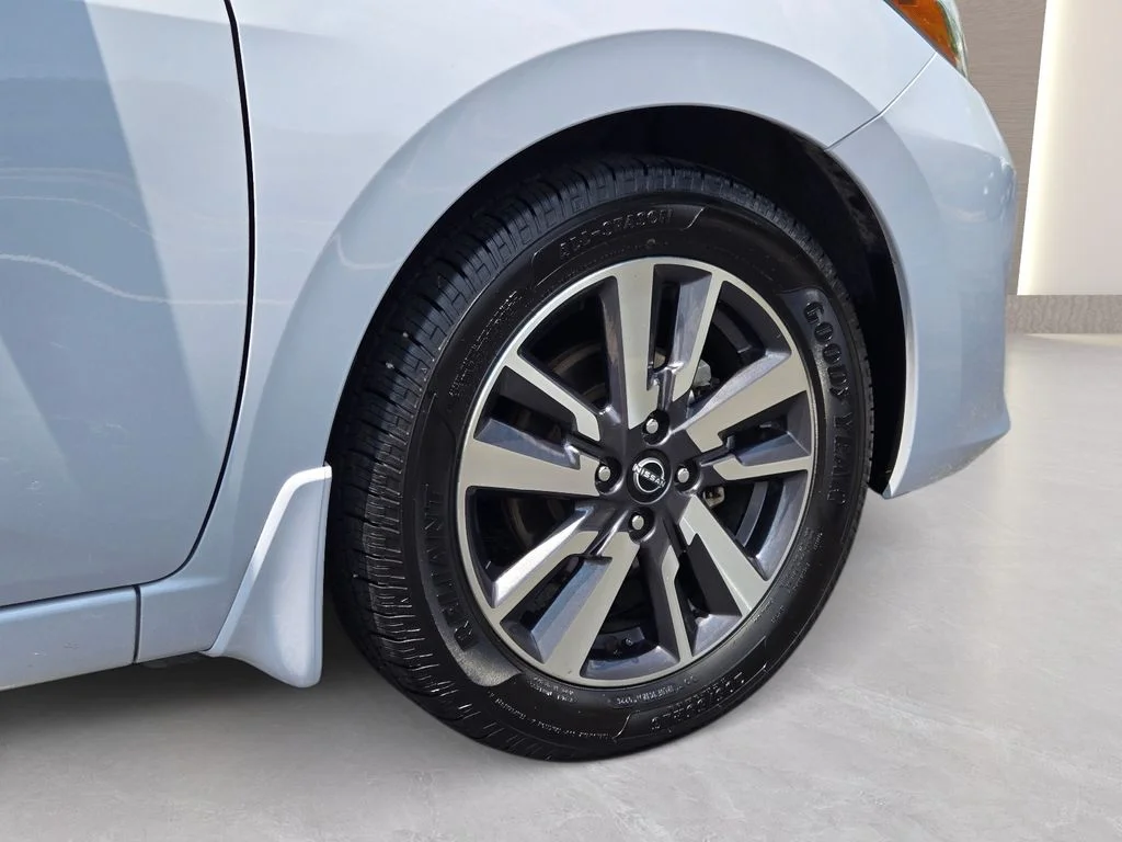 Used 2024 Gray Nissan 1.6 SV image 9