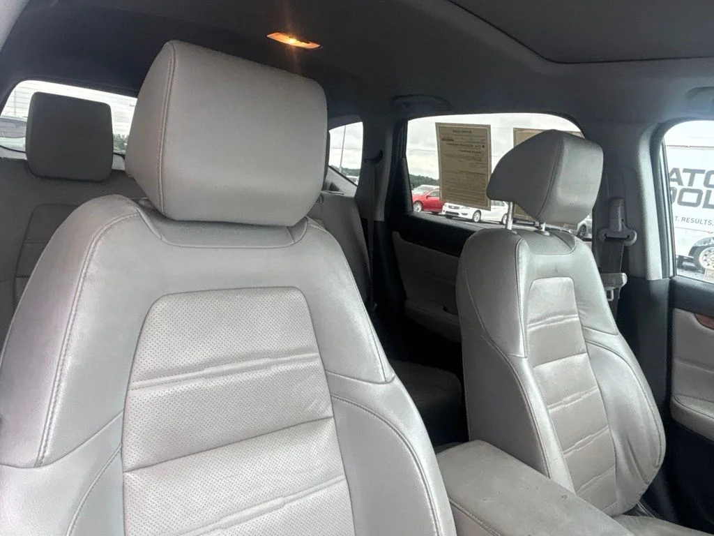 Used 2019  Honda EX-L image 17