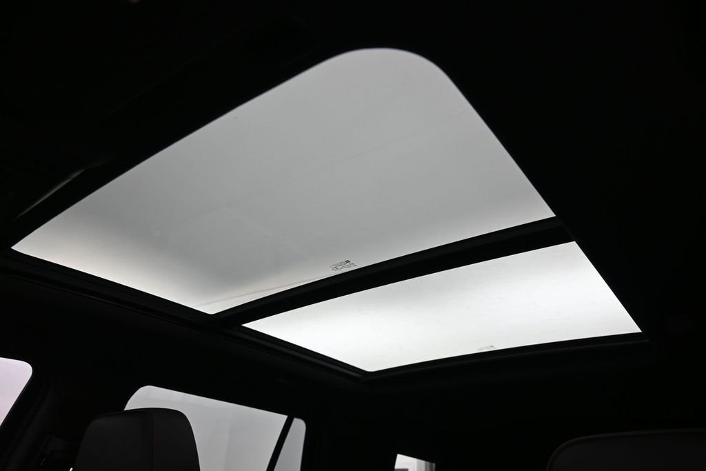 Used 2021 Gray Chevrolet RST image 3