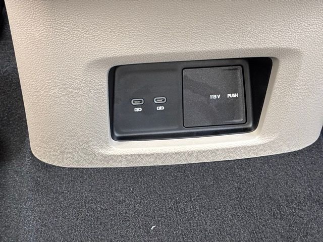 New 2026 Deep Black Volkswagen 2.0T SE w/Technology image 10