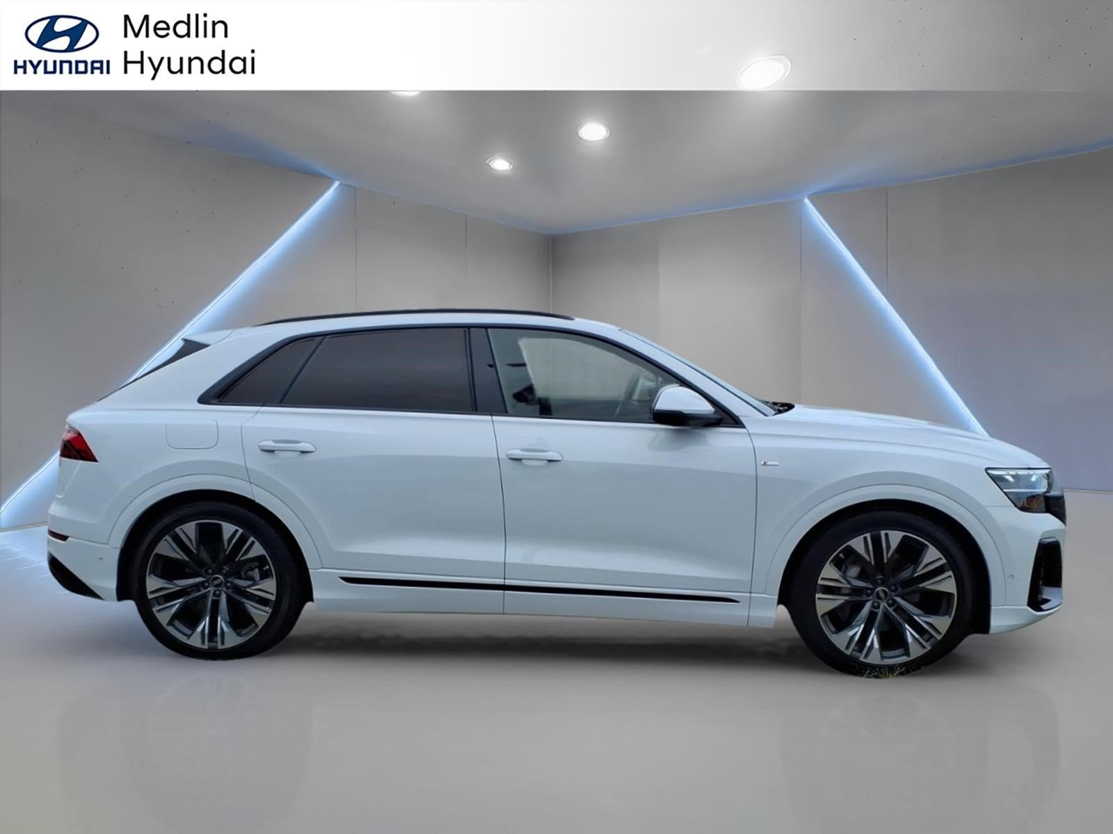 Used 2026  Audi Prestige image 2
