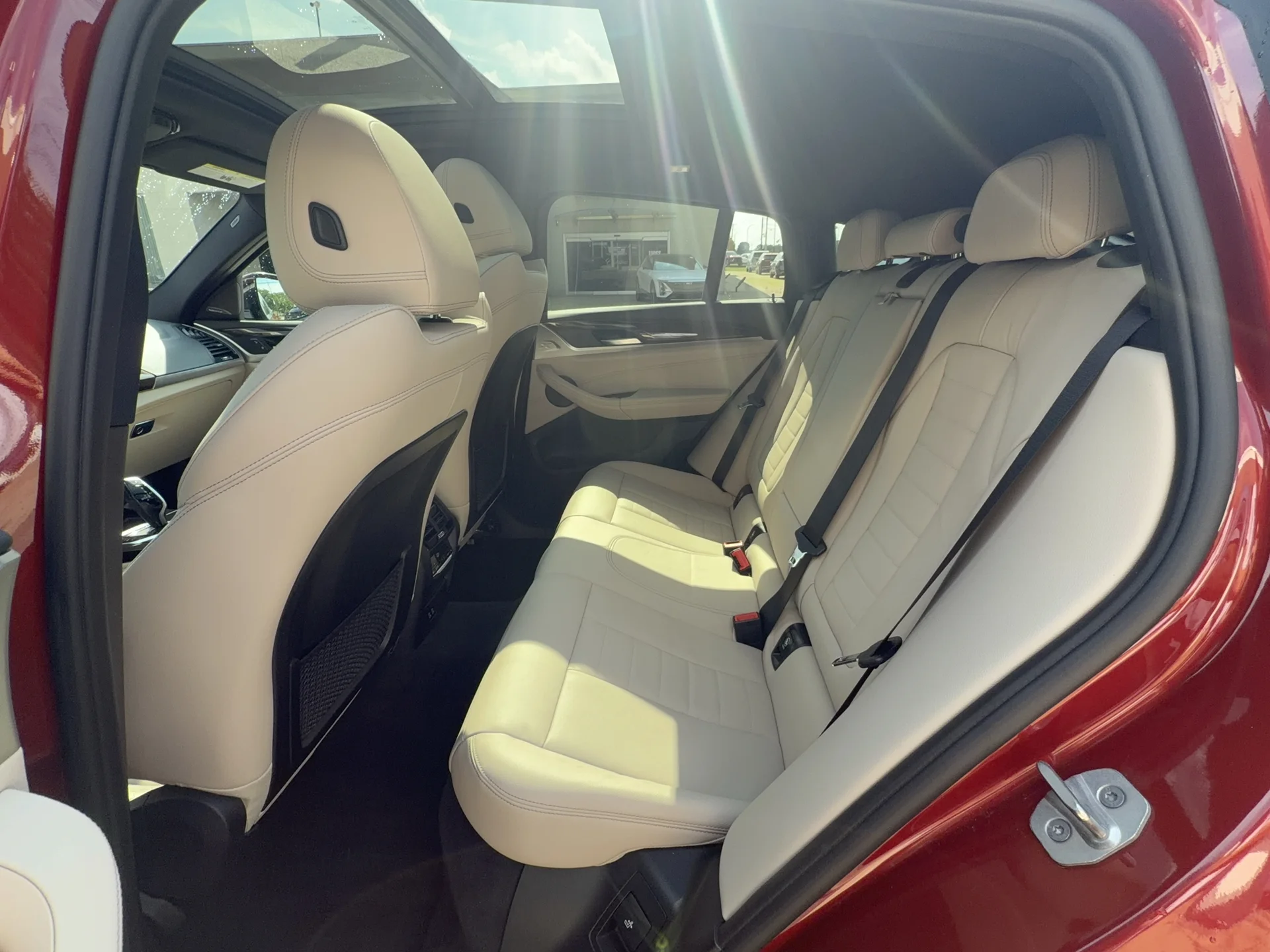Used 2021 Flamenco Red Metallic BMW xDrive30i image 25
