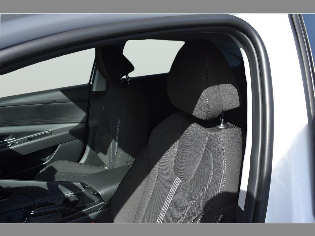 New 2026 Serenity White Hyundai SE image 26