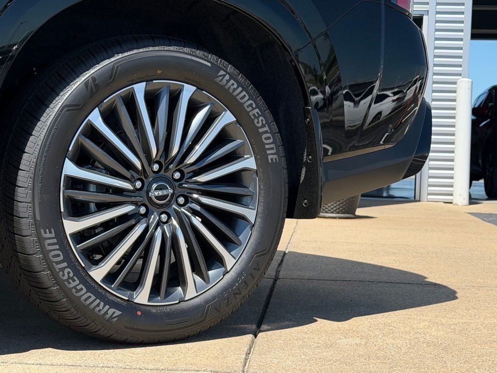 New 2026 Super Black Nissan Platinum Reserve image 39