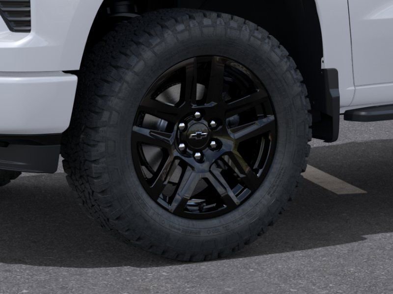 New 2026 Summit White Chevrolet RST image 9