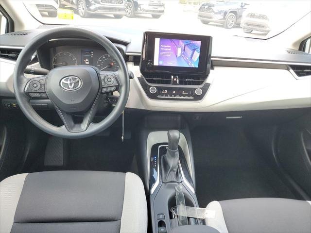 2023 Toyota Corolla LE - Photo 18