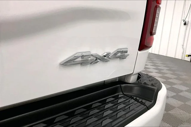 Used 2026 Bright White Clearcoat Ram Laramie image 9