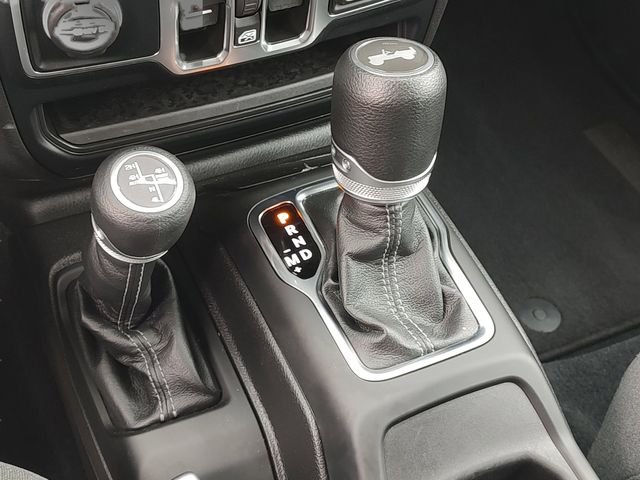 Used 2024 White Jeep Sahara 4xe image 19