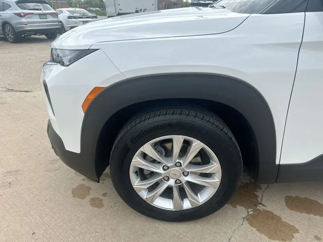 Used 2023 White Chevrolet LS image 35