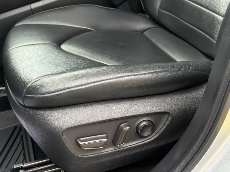 Used 2022 Celestial Silver Metallic Toyota XLE AWD (Natl) image 26