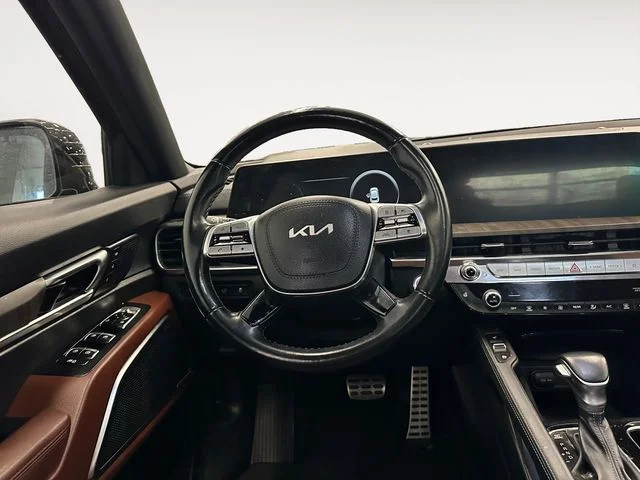 Used 2023 Black Kia SX image 12