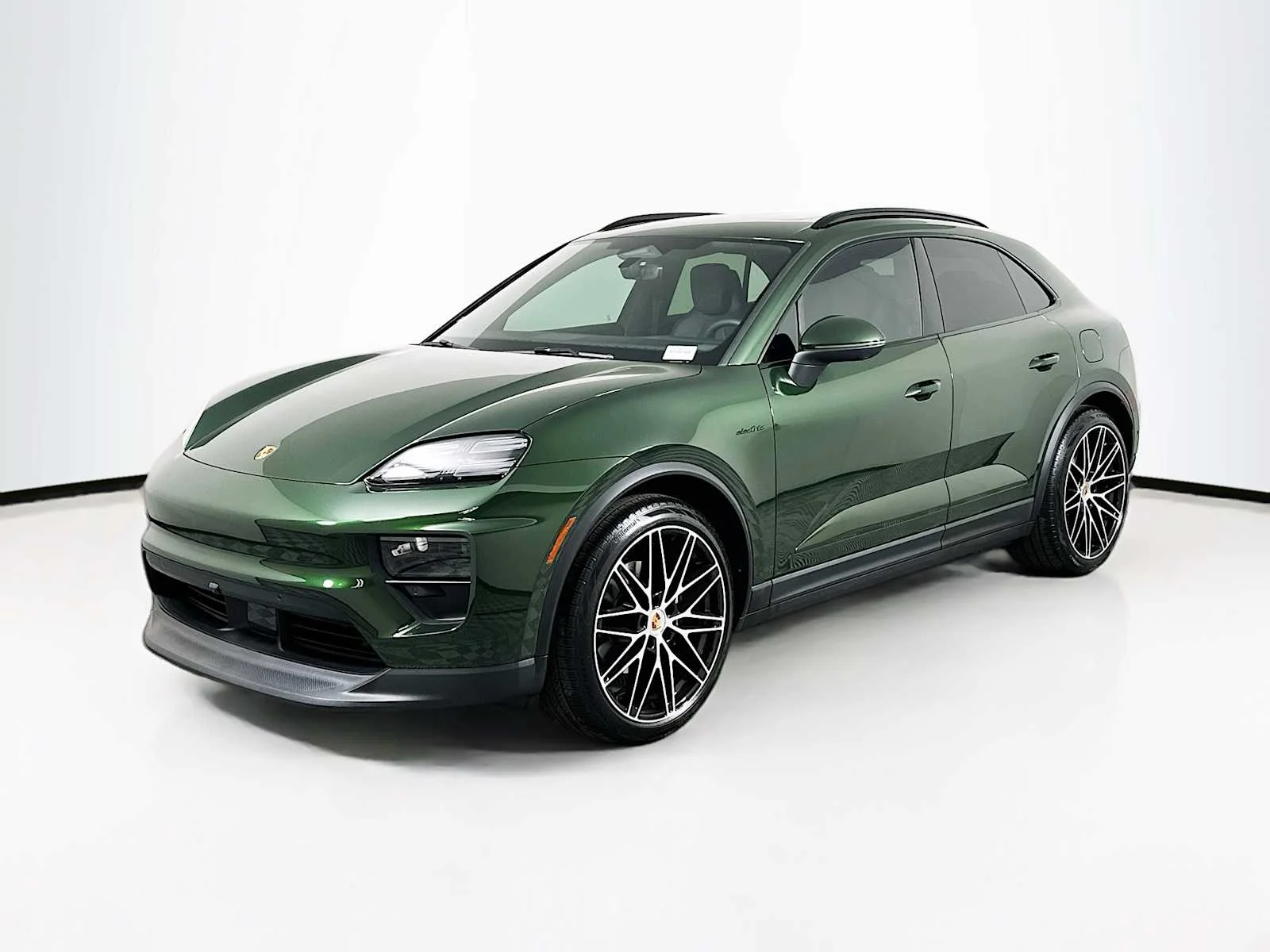 2026 Porsche Macan Electric 