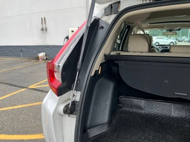Used 2019 Platinum White Pearl Honda EX image 18