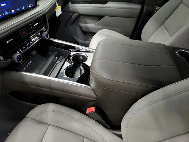 New 2026 White Chevrolet LT image 25
