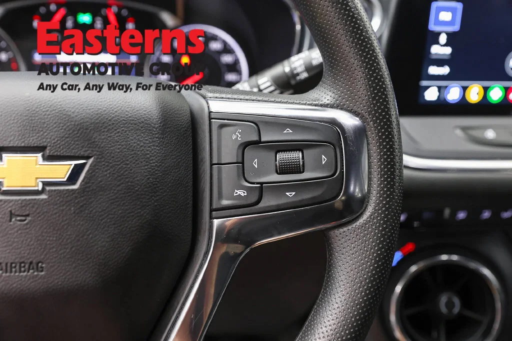 Used 2025 Gray Chevrolet LT image 16