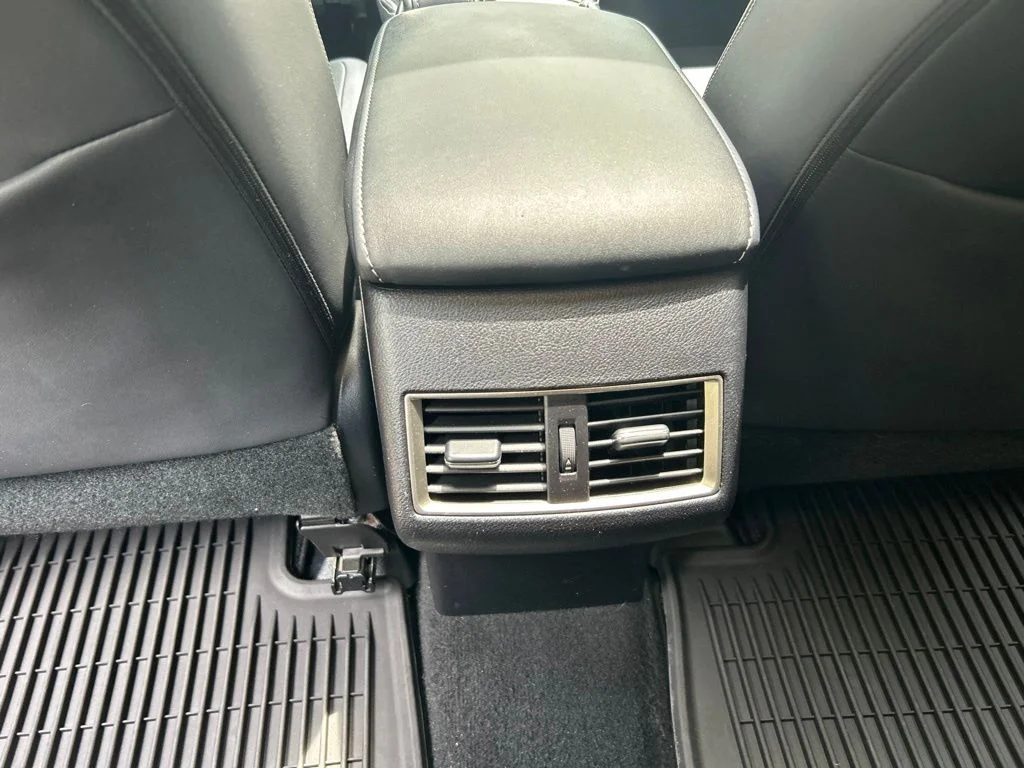 Used 2015 Red Lexus 200t image 29