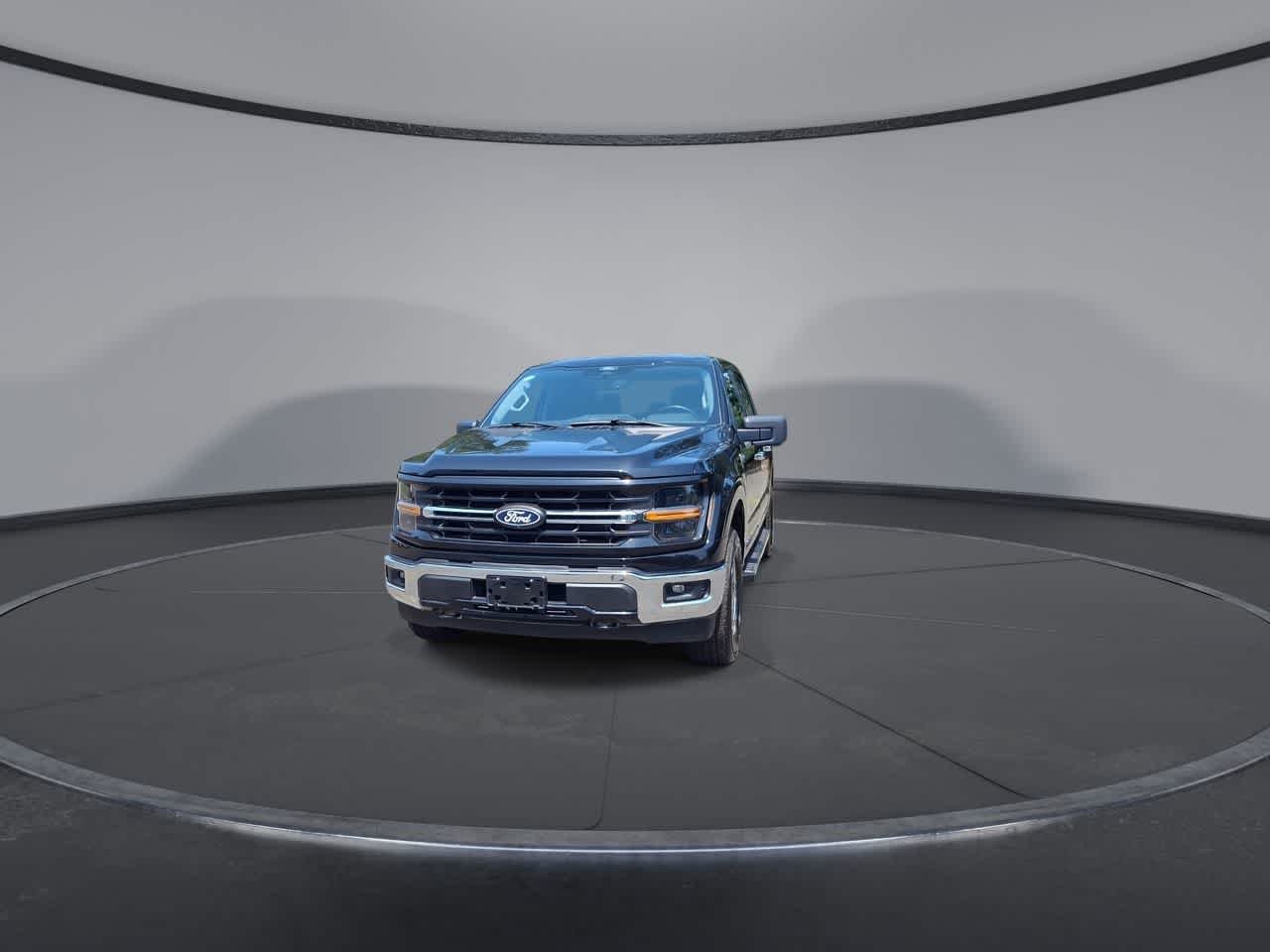 Used 2024 Agate Black Metallic Ford XLT image 3