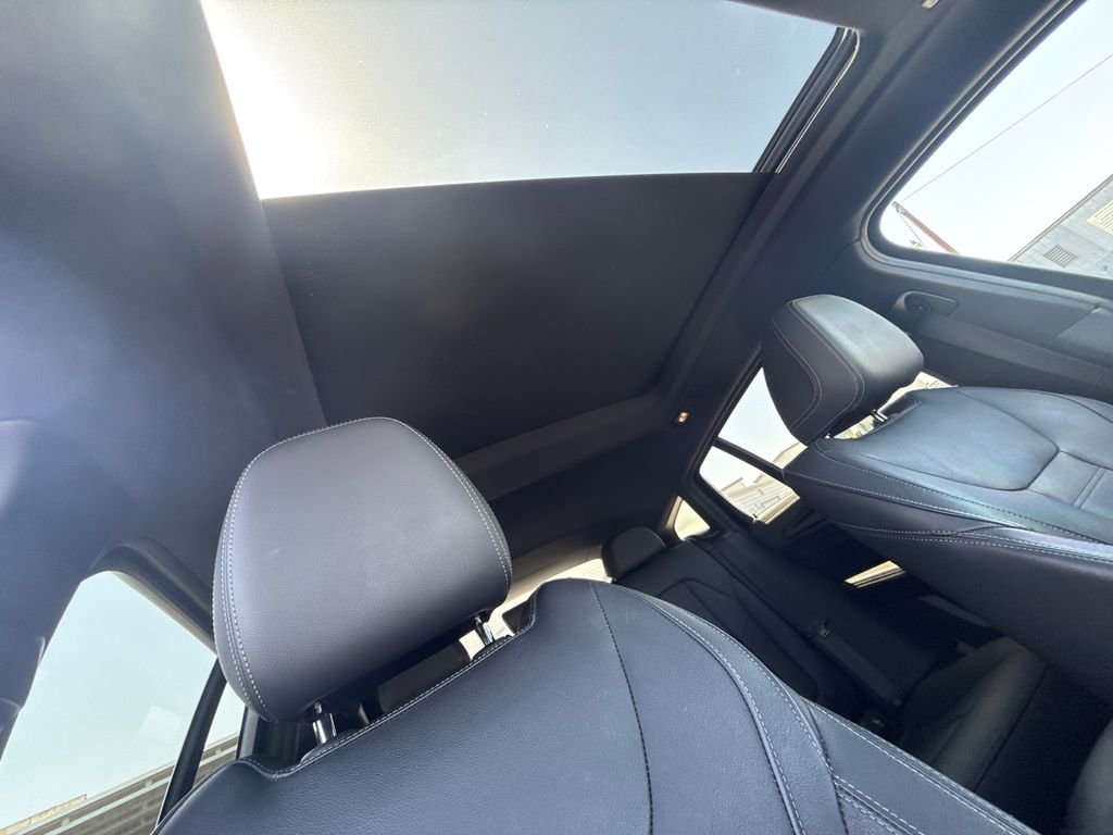 Used 2024 Black BMW M40i image 16