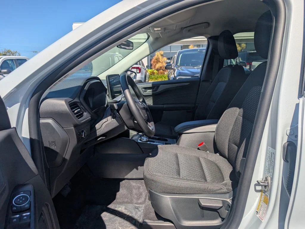 New 2026 Silver Ford Active image 5