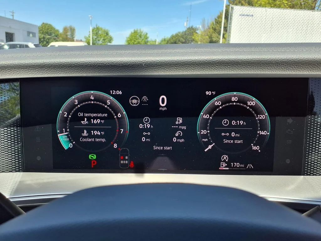 New 2026 Platinum Gray Metallic Volkswagen 2.0T SE image 15