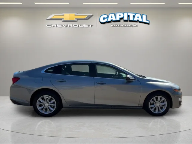 Used 2025 Gray Chevrolet LT image 7
