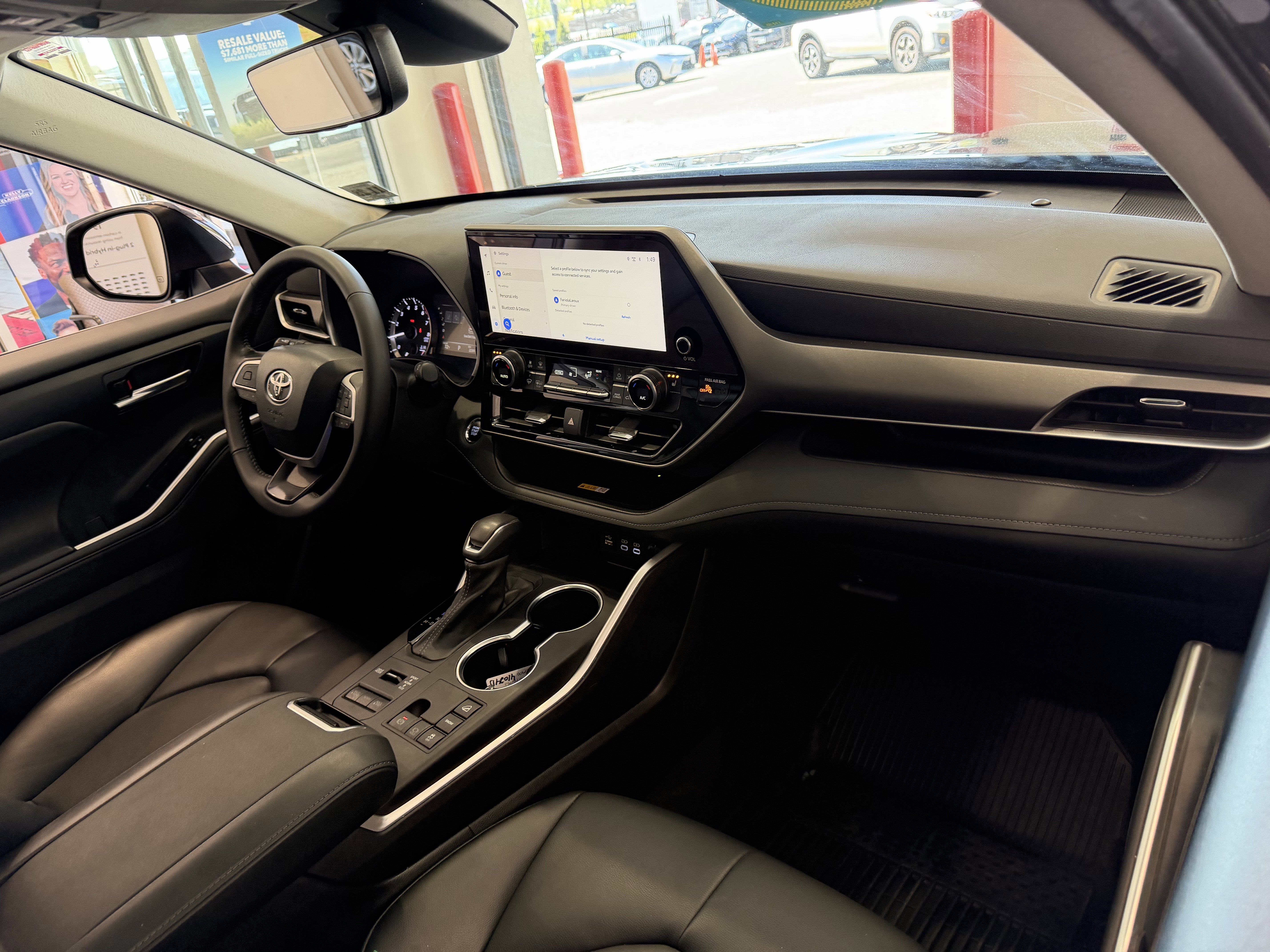 2023 Toyota Highlander XLE - Photo 38