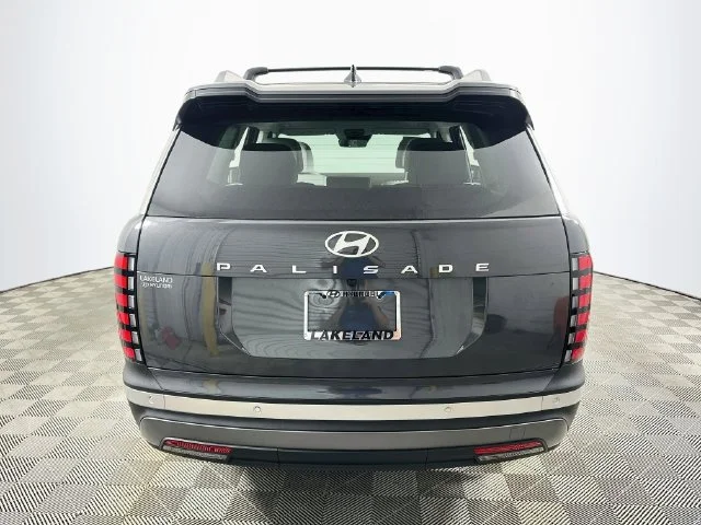 New 2027 Gray Hyundai SEL image 4