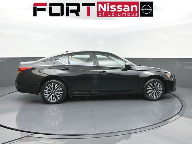 New 2026 Black Nissan 2.5 SV image 8