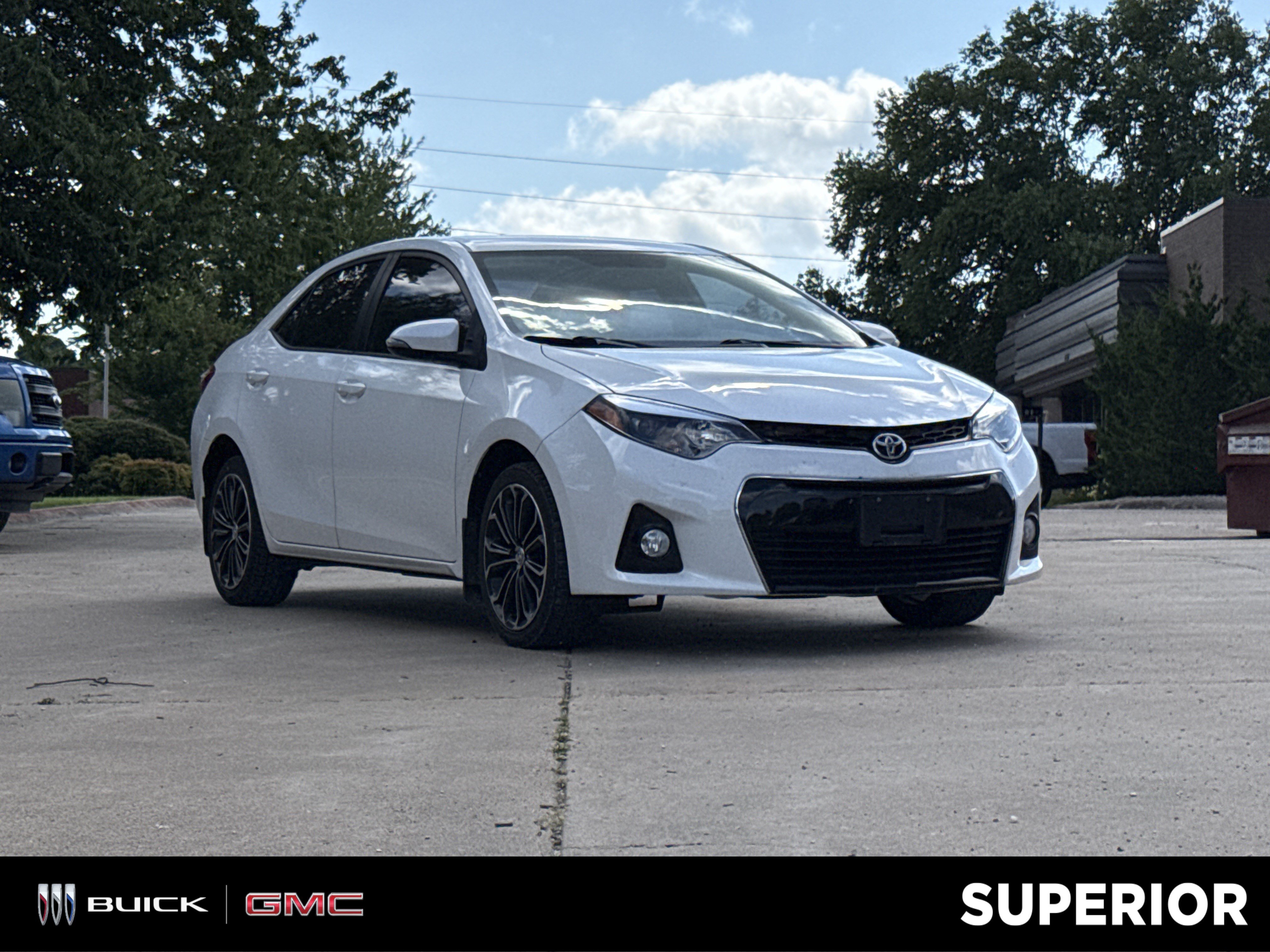 2015 Toyota Corolla L AT's photo