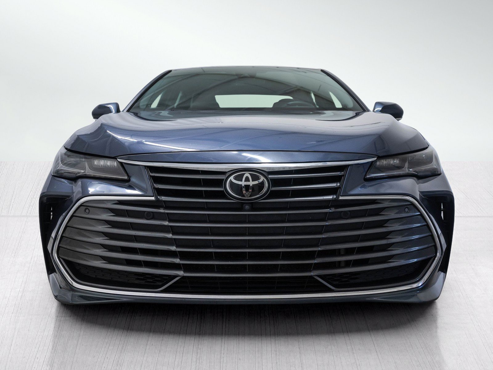 Used 2019 Toyota Avalon Limited with VIN 4T1BZ1FB4KU016741 for sale in Kansas City