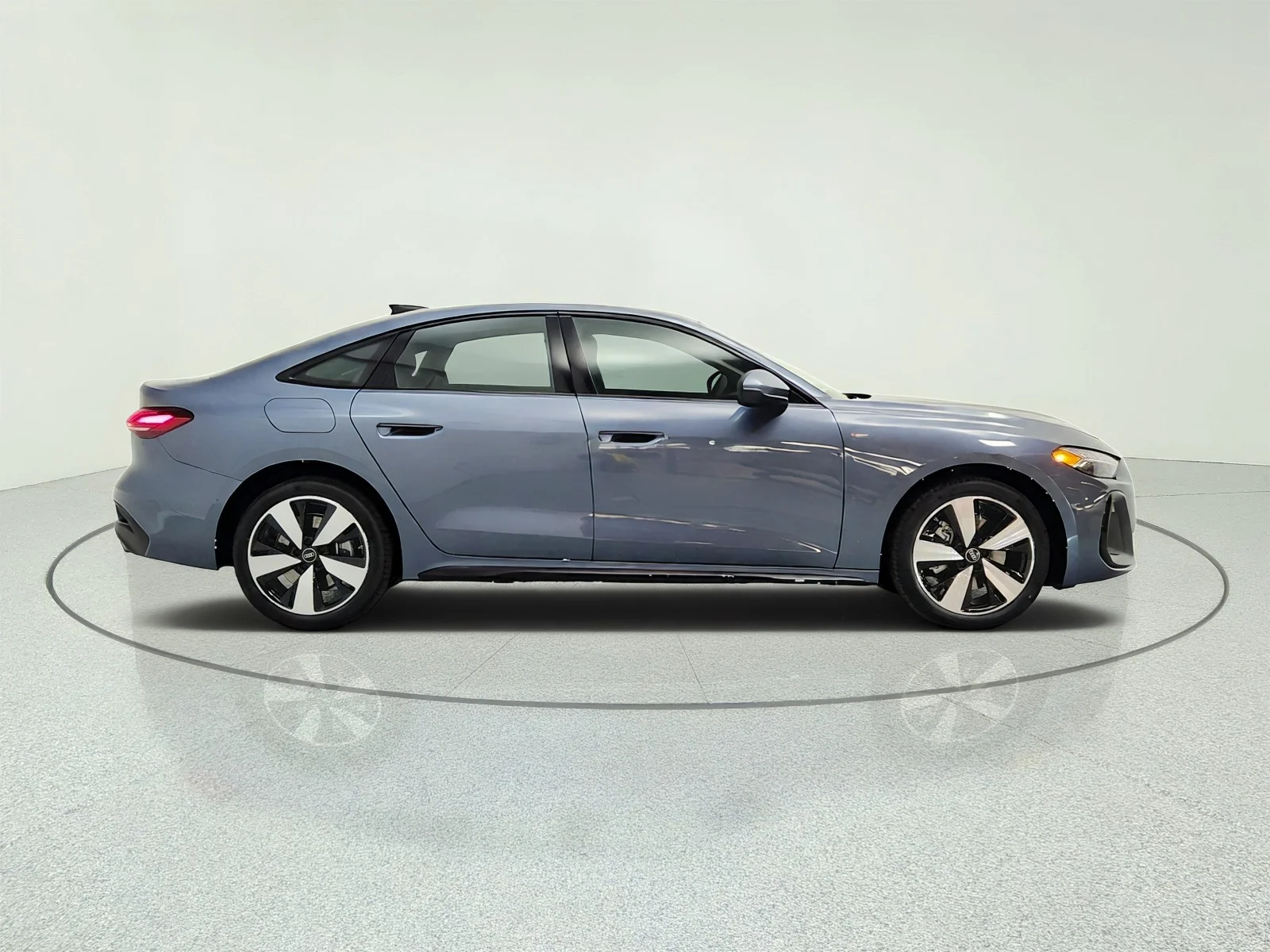 New 2026 Horizon Blue Metallic Audi Premium Plus 2.0 TFSI quattro image 4