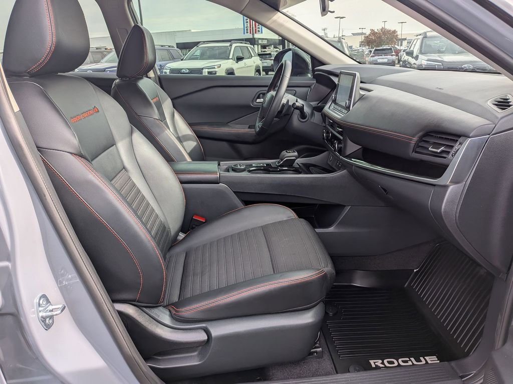 Certified Used 2025 Boulder Gray Pearl Nissan Rock Creek image 21