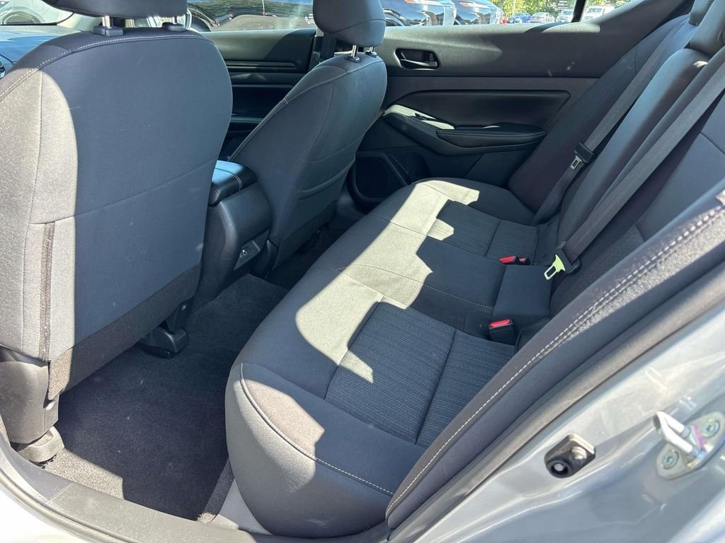 Used 2024 Silver Nissan 2.5 SV image 11