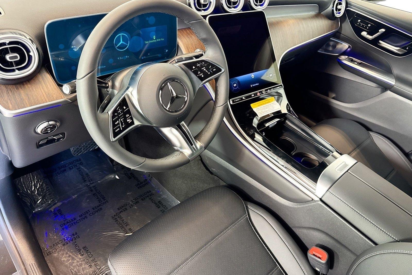 New 2026 Graphite Grey Metallic Mercedes-Benz GLC 300 image 9