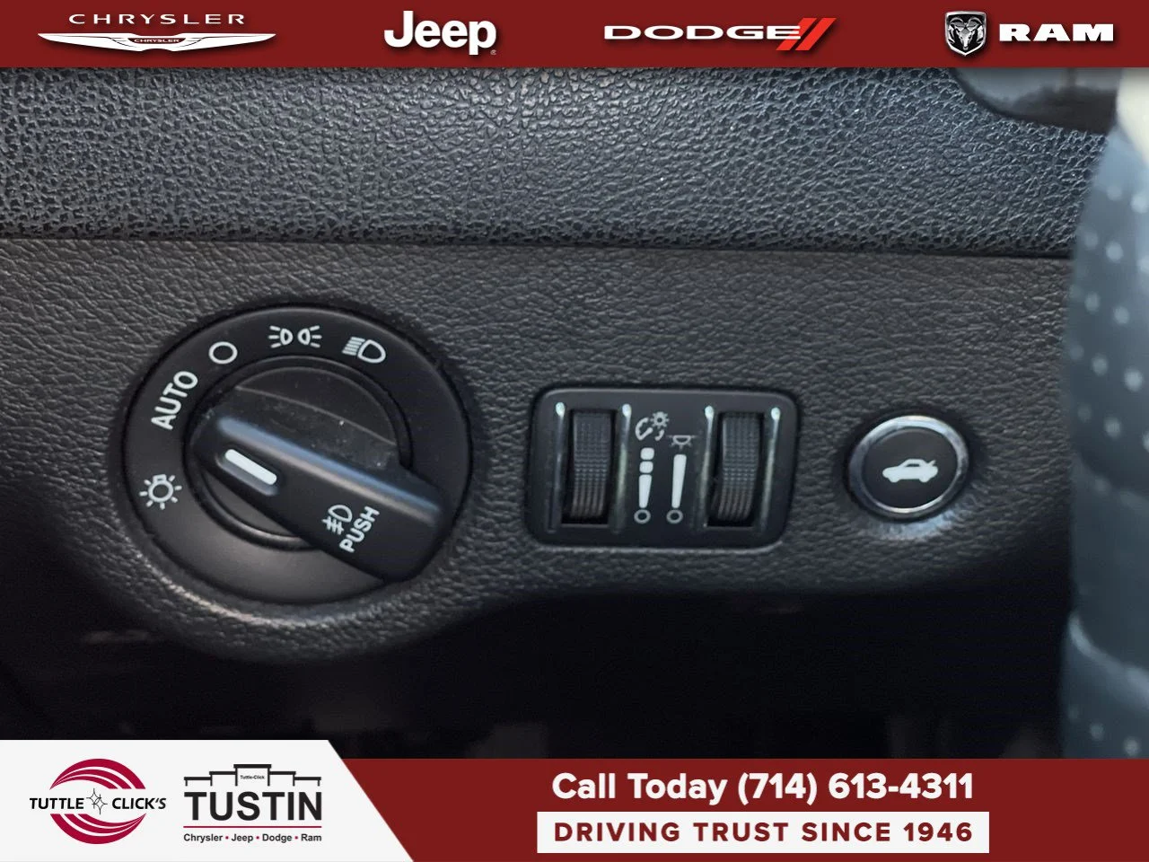 Used 2014 Gloss Black Chrysler 300S image 34