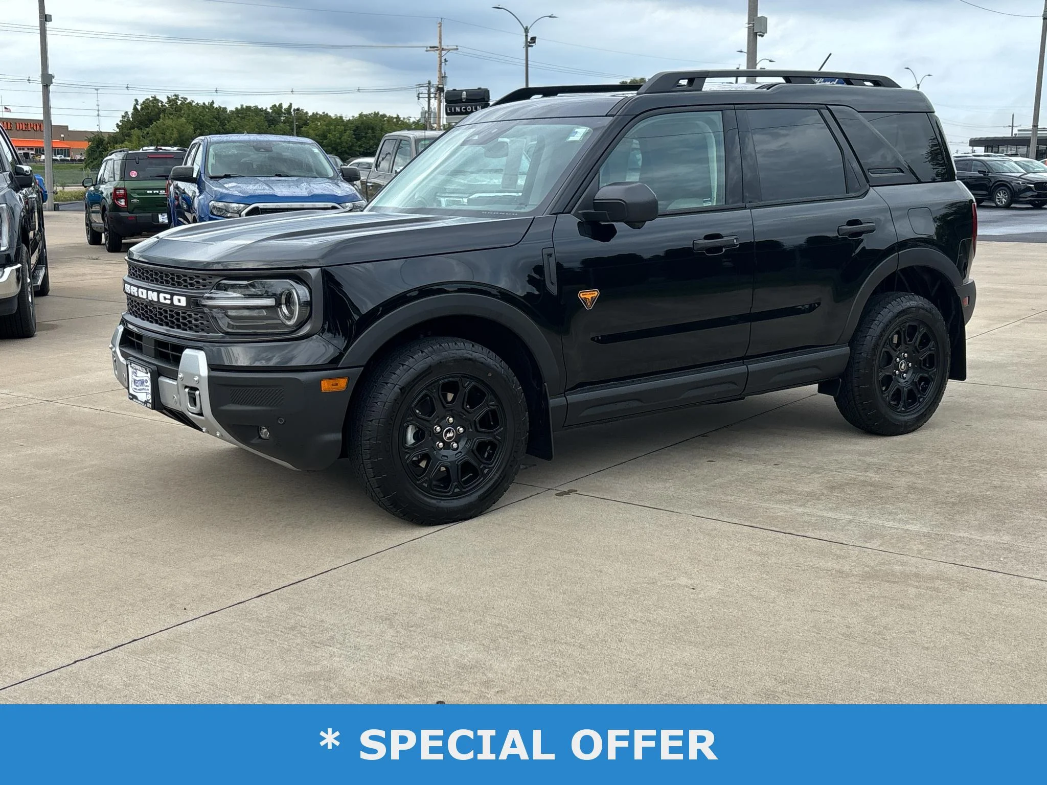 New 2026 Shadow Black Ford Badlands® image 24