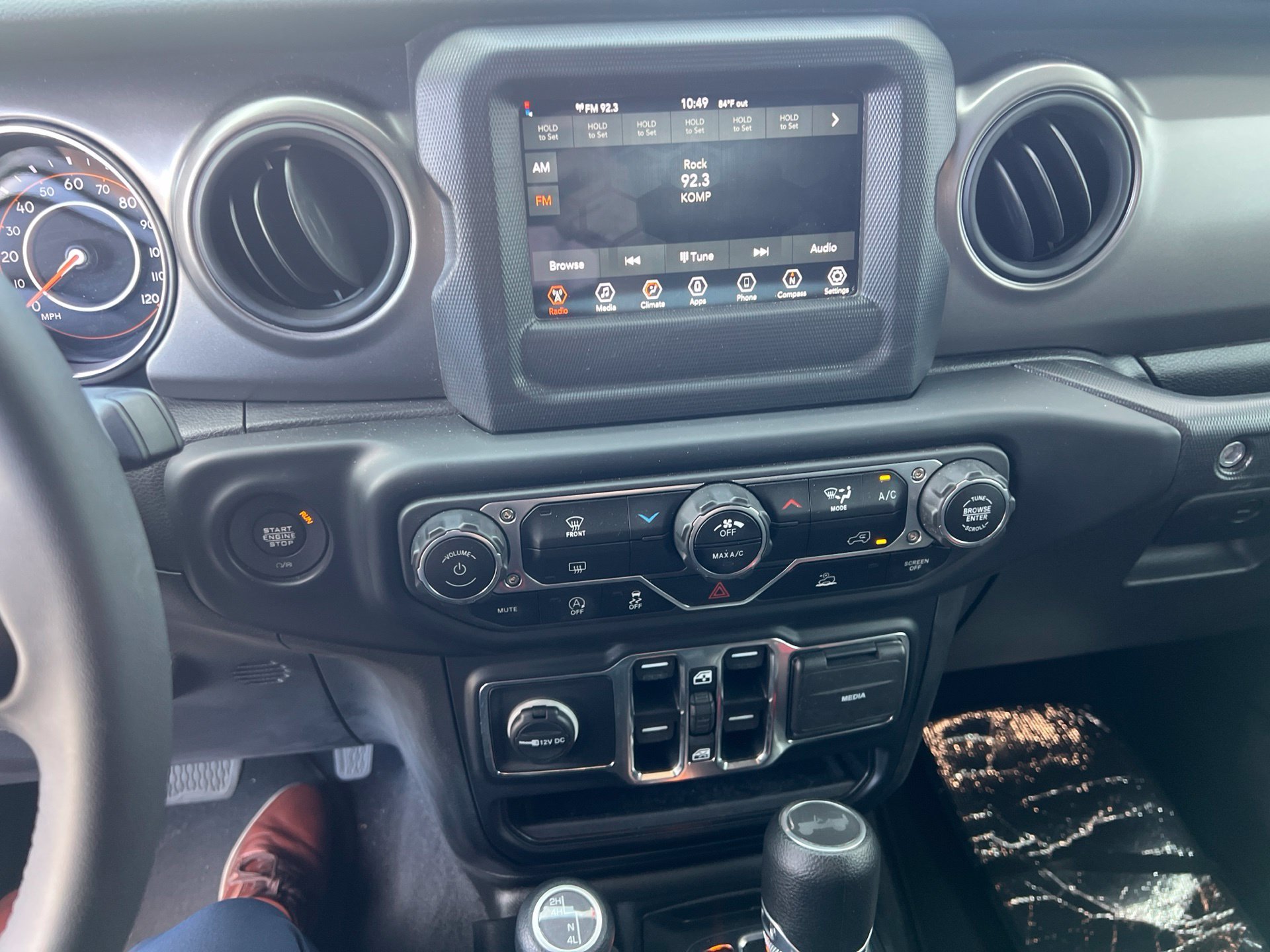 Used 2023 Gray Jeep Sport image 31