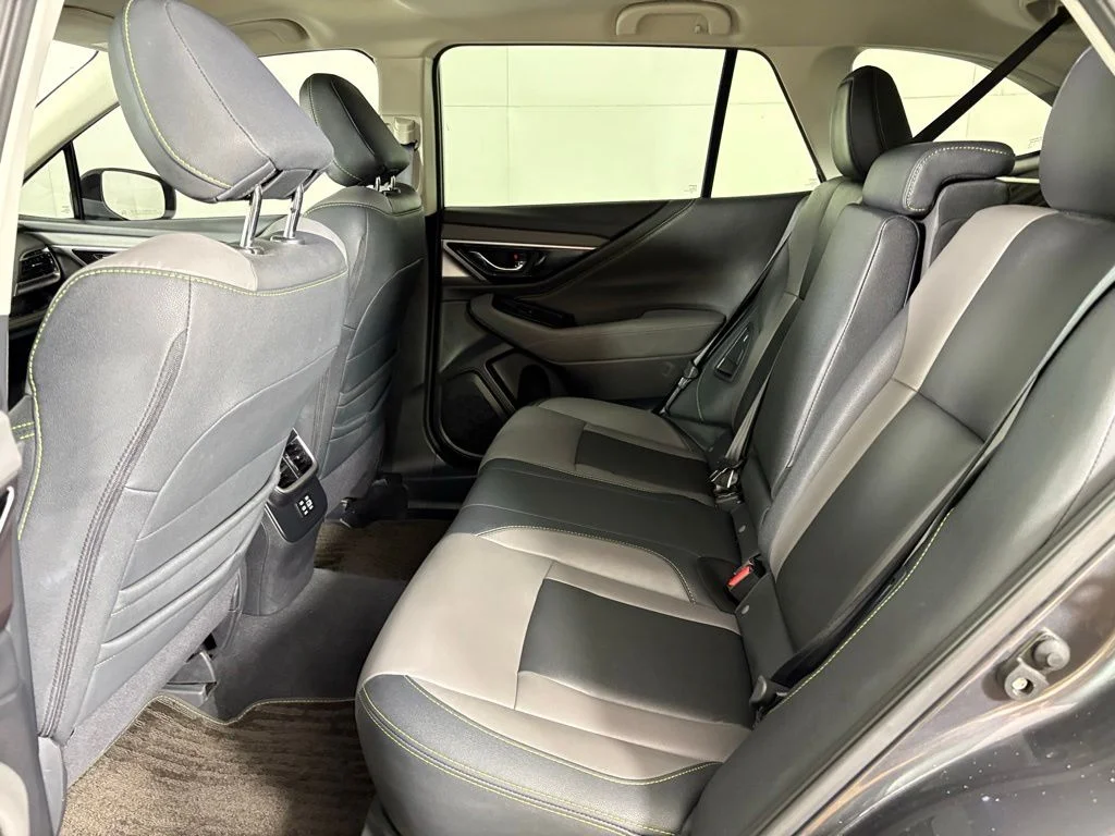 Used 2025 Gray Subaru Onyx Edition image 41