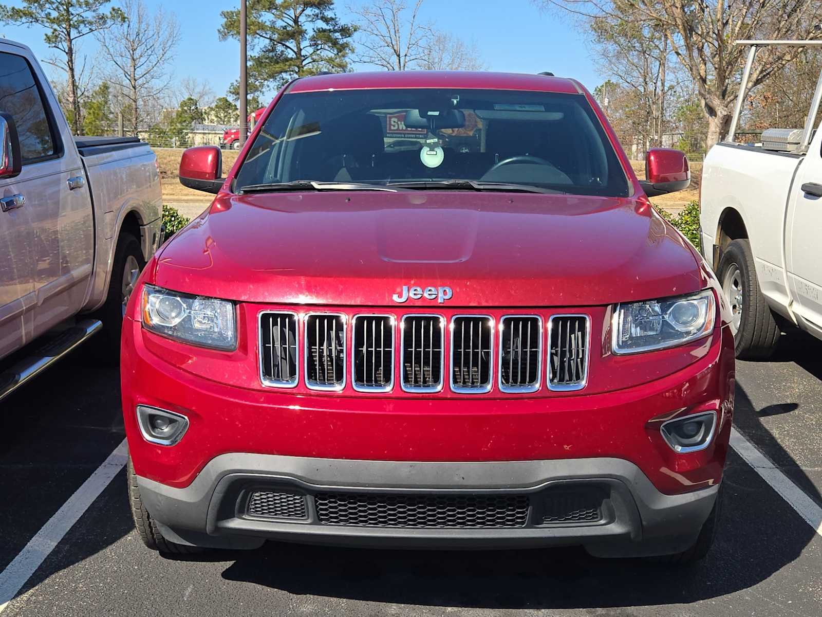 Used 2014 Jeep Grand Cherokee Laredo with VIN 1C4RJEAG0EC357147 for sale in Auburn, AL