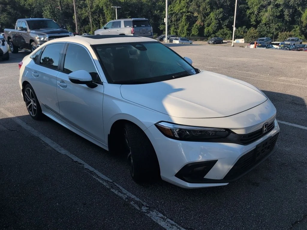2024 Honda Civic Touring CVT's photo