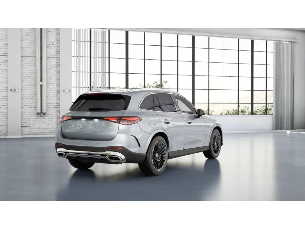 New 2027 Silver Mercedes-Benz GLC 300 image 22