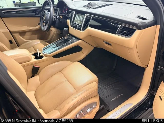 Used 2016  Porsche S image 11