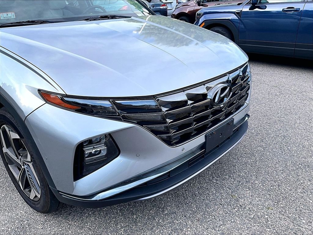 Used 2022 Silver Hyundai Limited image 8