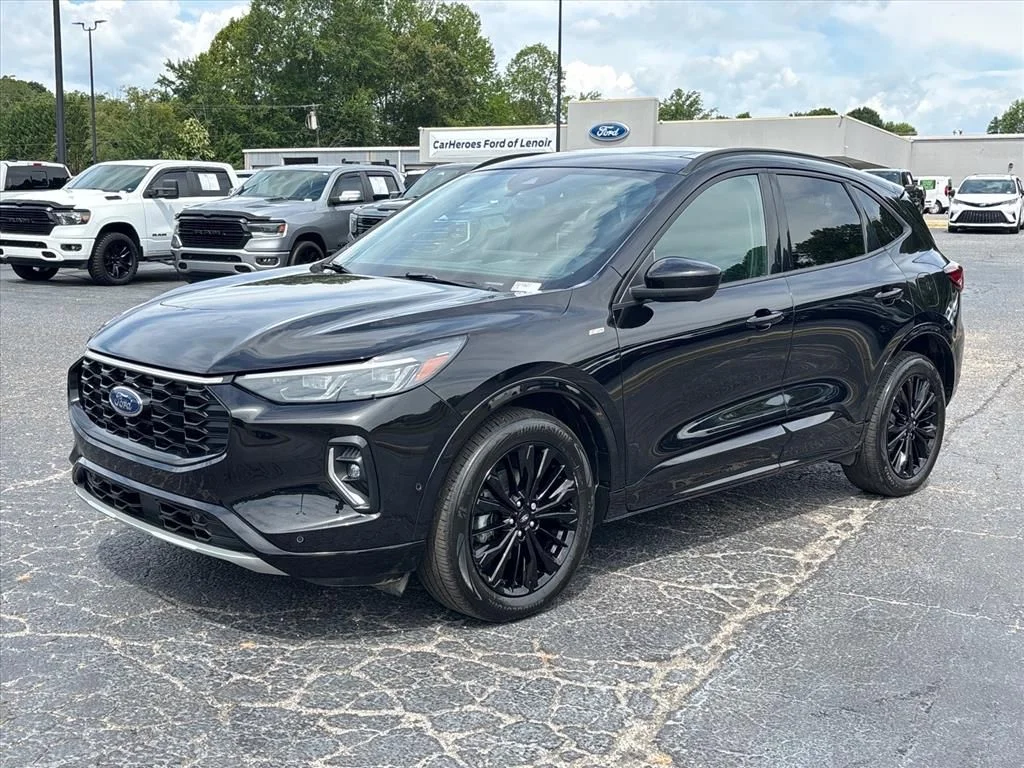Used 2023 Black Ford ST-Line Elite image 3