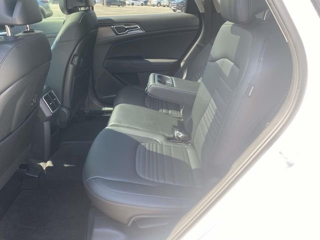 Used 2024 White Kia SX-Prestige image 10